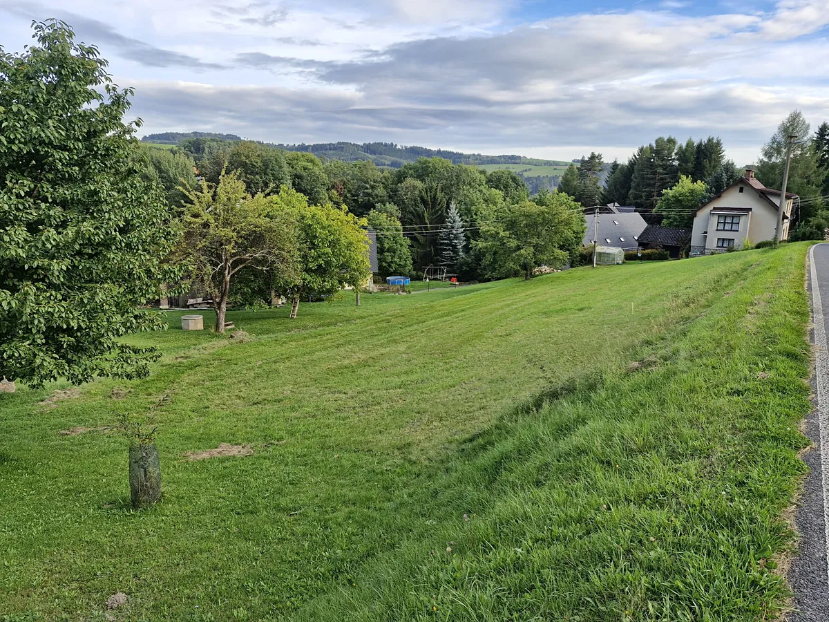 Prodej stavebního pozemku 1629 m²